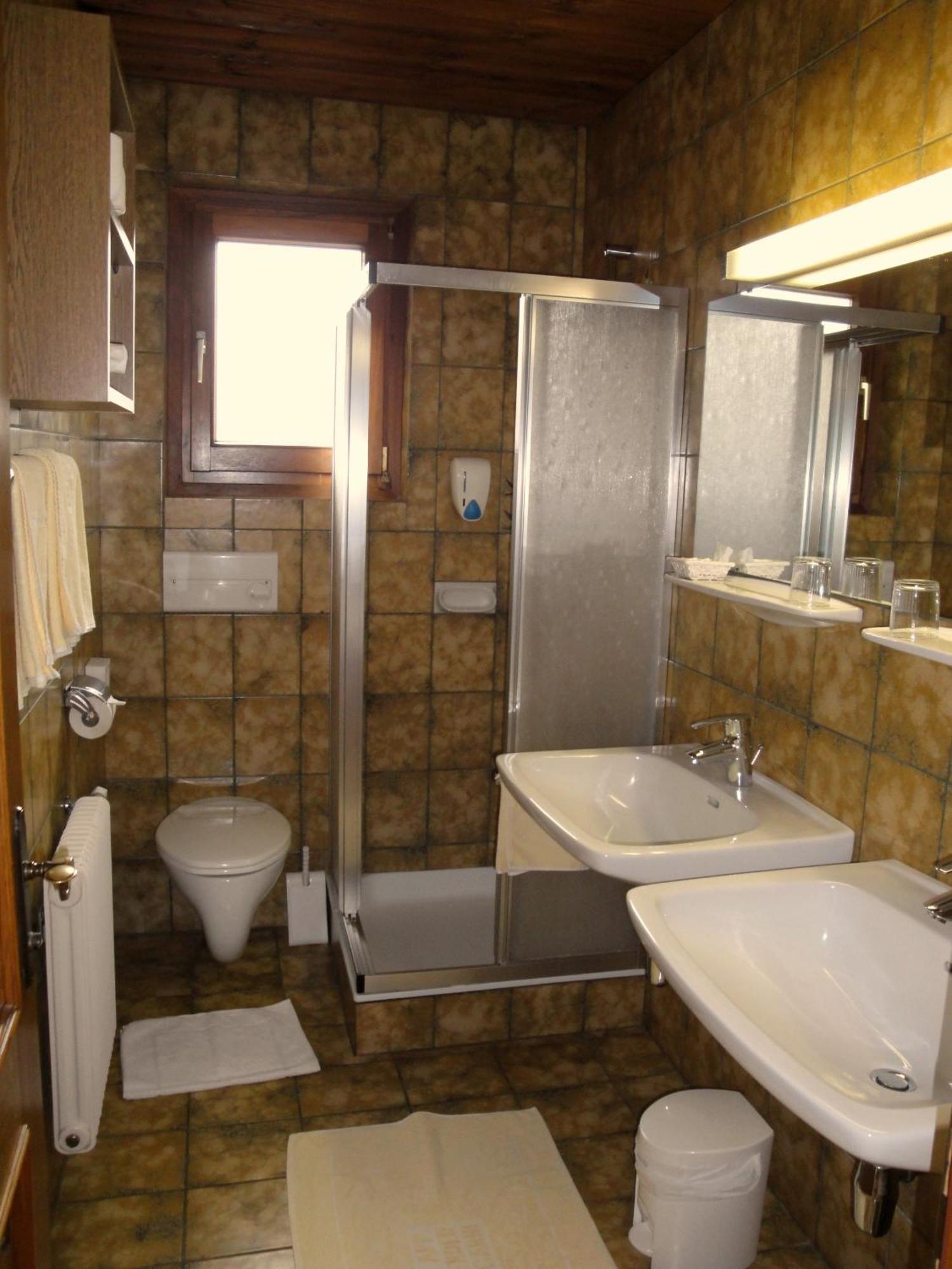 Pension & Appartement Steinwender バド クラインキルヒハイム エクステリア 写真
