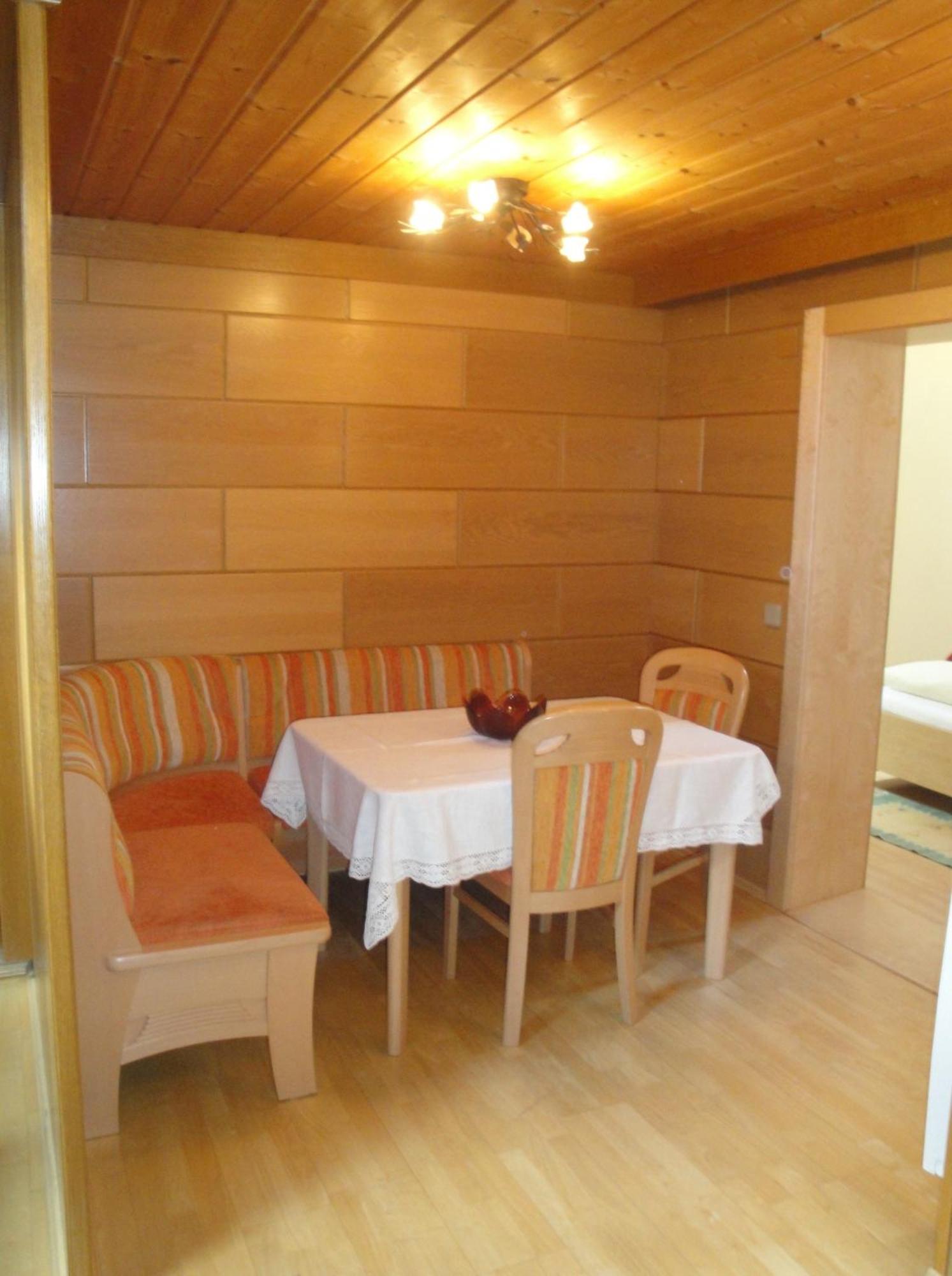 Pension & Appartement Steinwender バド クラインキルヒハイム エクステリア 写真
